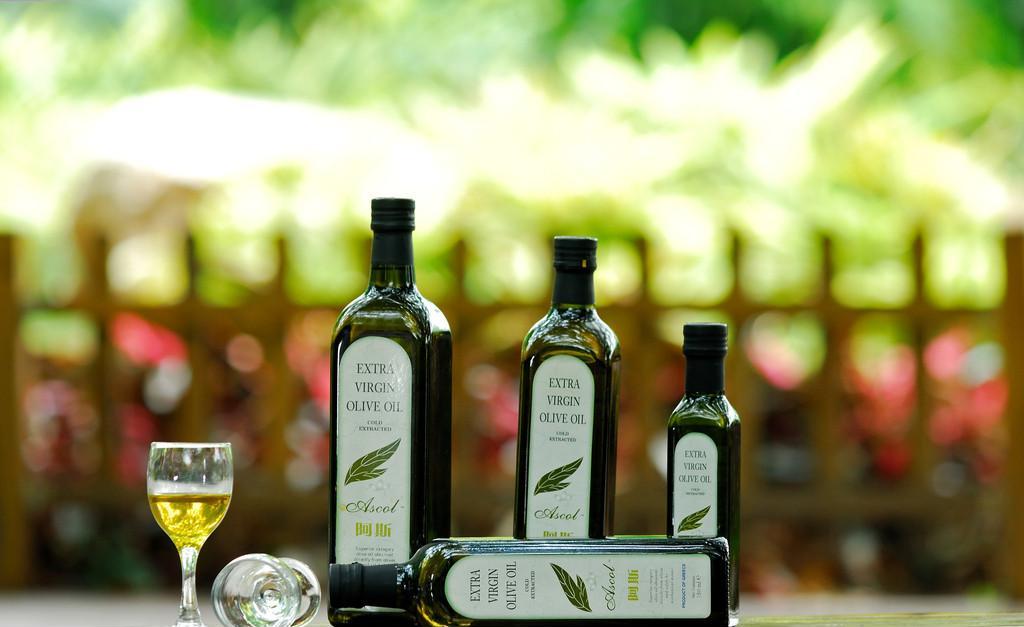 Vanhang Supply Chain Co Inc. olive oil import declaration.