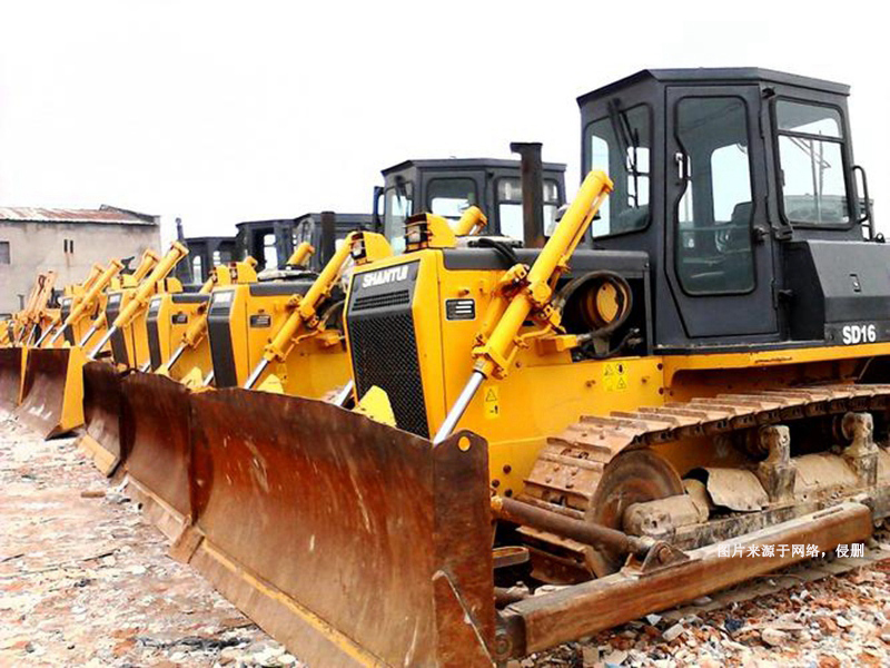 Import customs declaration process for used bulldozers in the United States