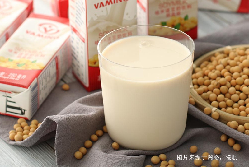 越南豆奶饮料进口清关费用到广西钦州港海运案例