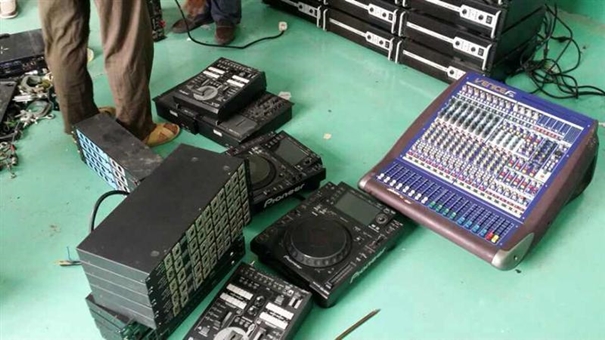 表演器材进口清关常规程序_副本.jpg